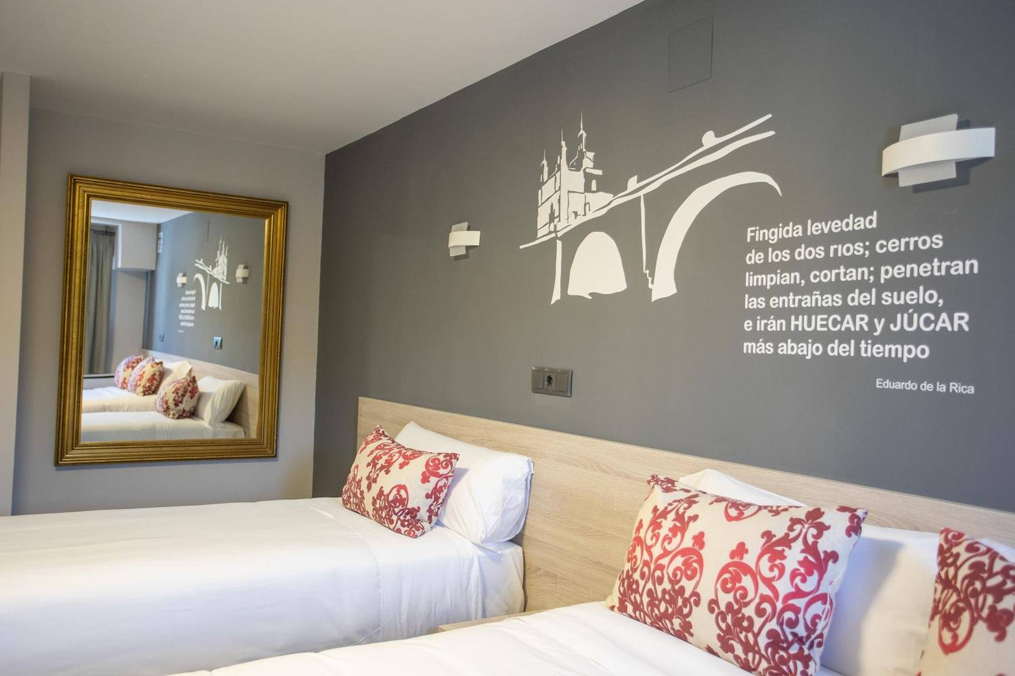 Hotel Lb Villa De Cuenca Cuenca  Ngoại thất bức ảnh