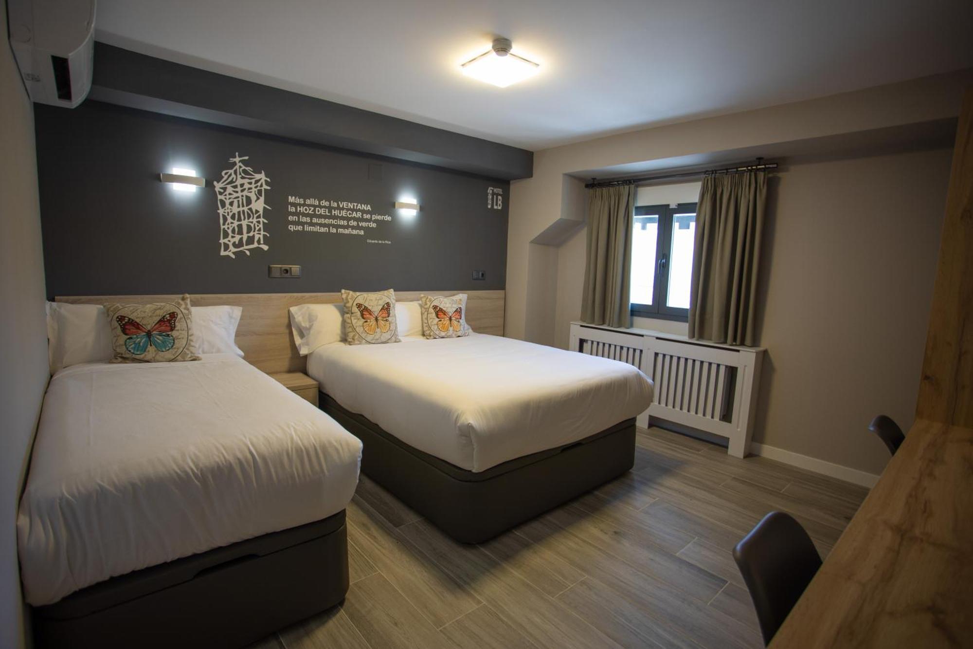 Hotel Lb Villa De Cuenca Cuenca  Ngoại thất bức ảnh