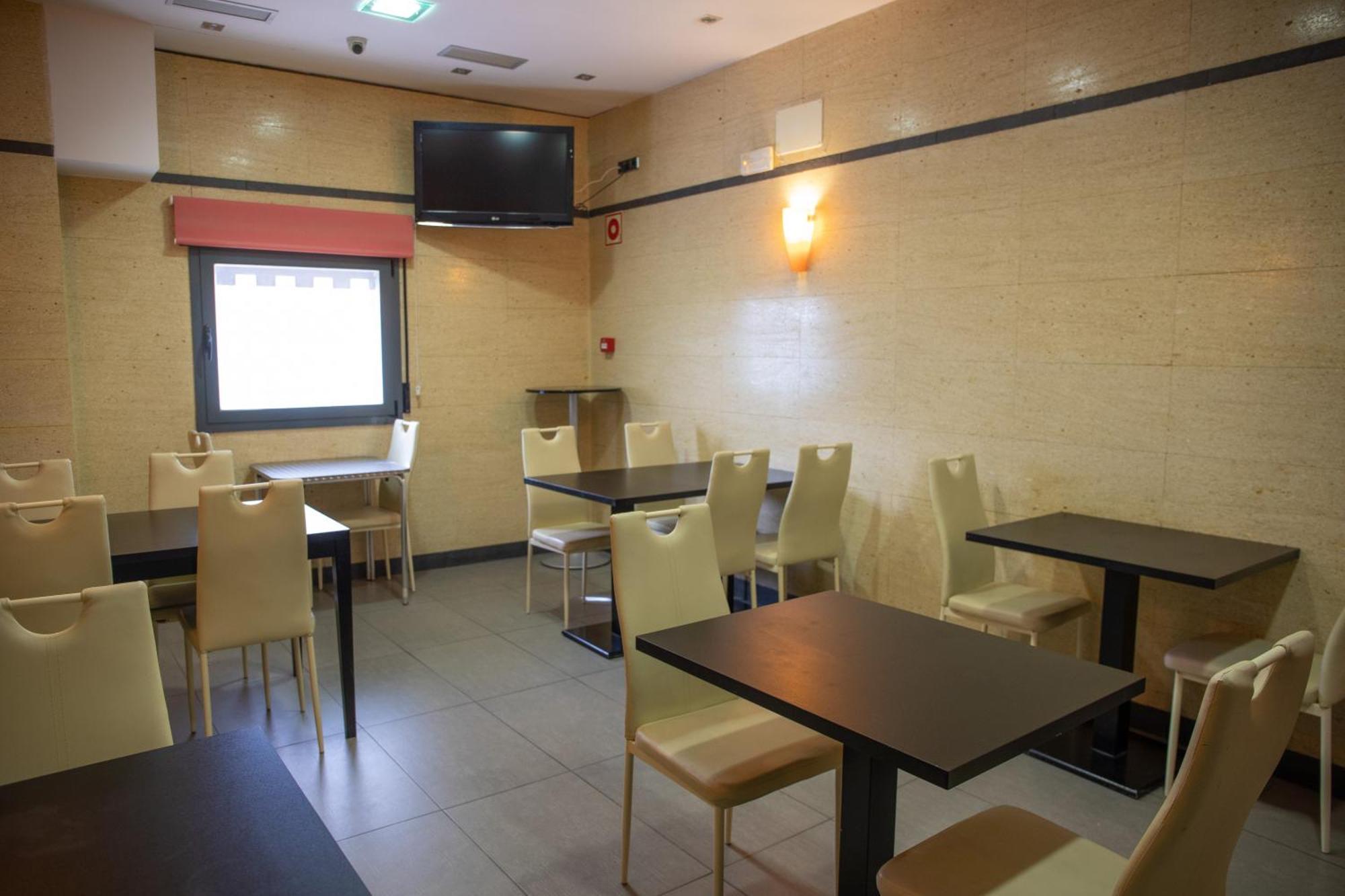 Hotel Lb Villa De Cuenca Cuenca  Ngoại thất bức ảnh