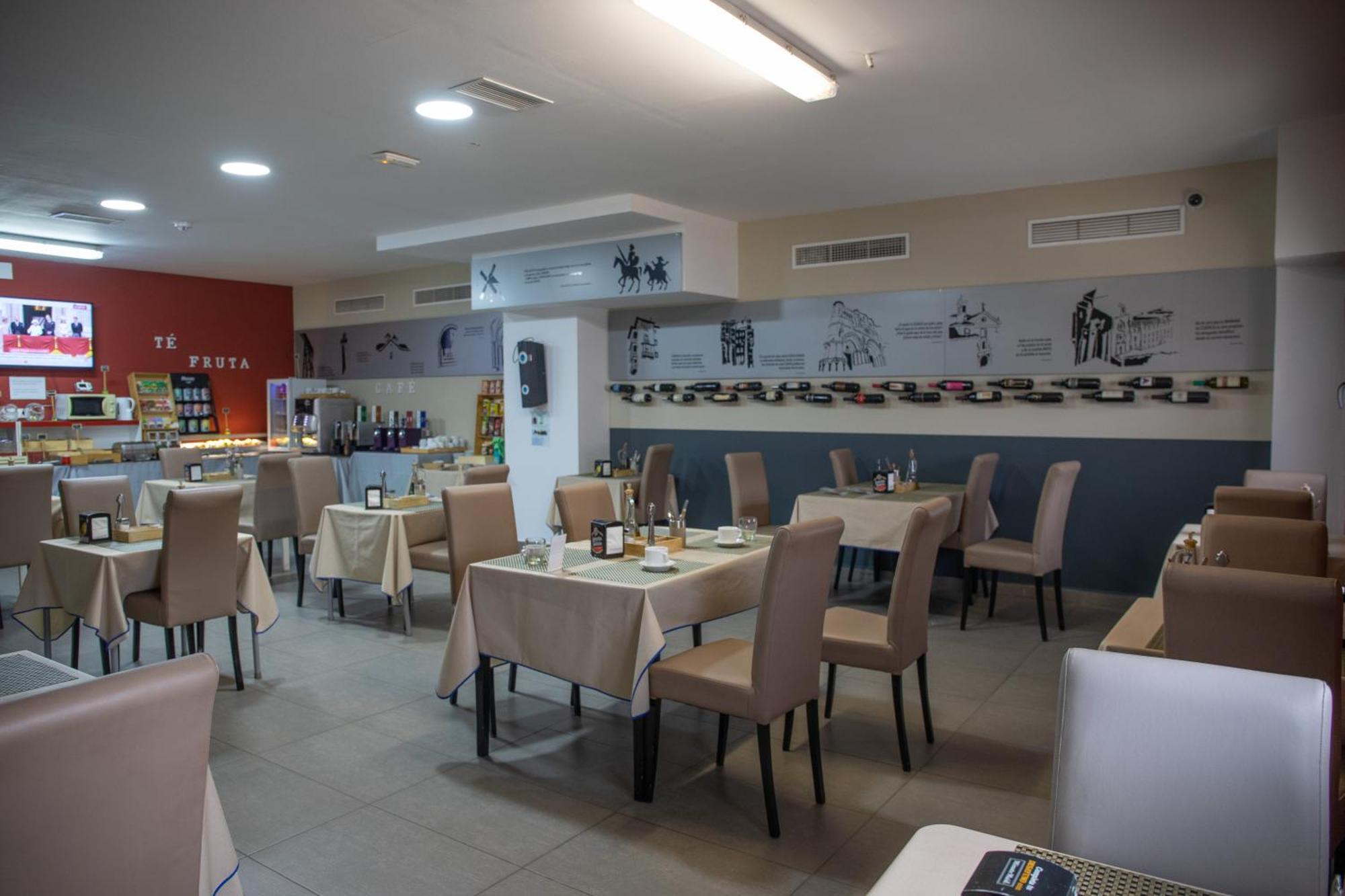 Hotel Lb Villa De Cuenca Cuenca  Ngoại thất bức ảnh