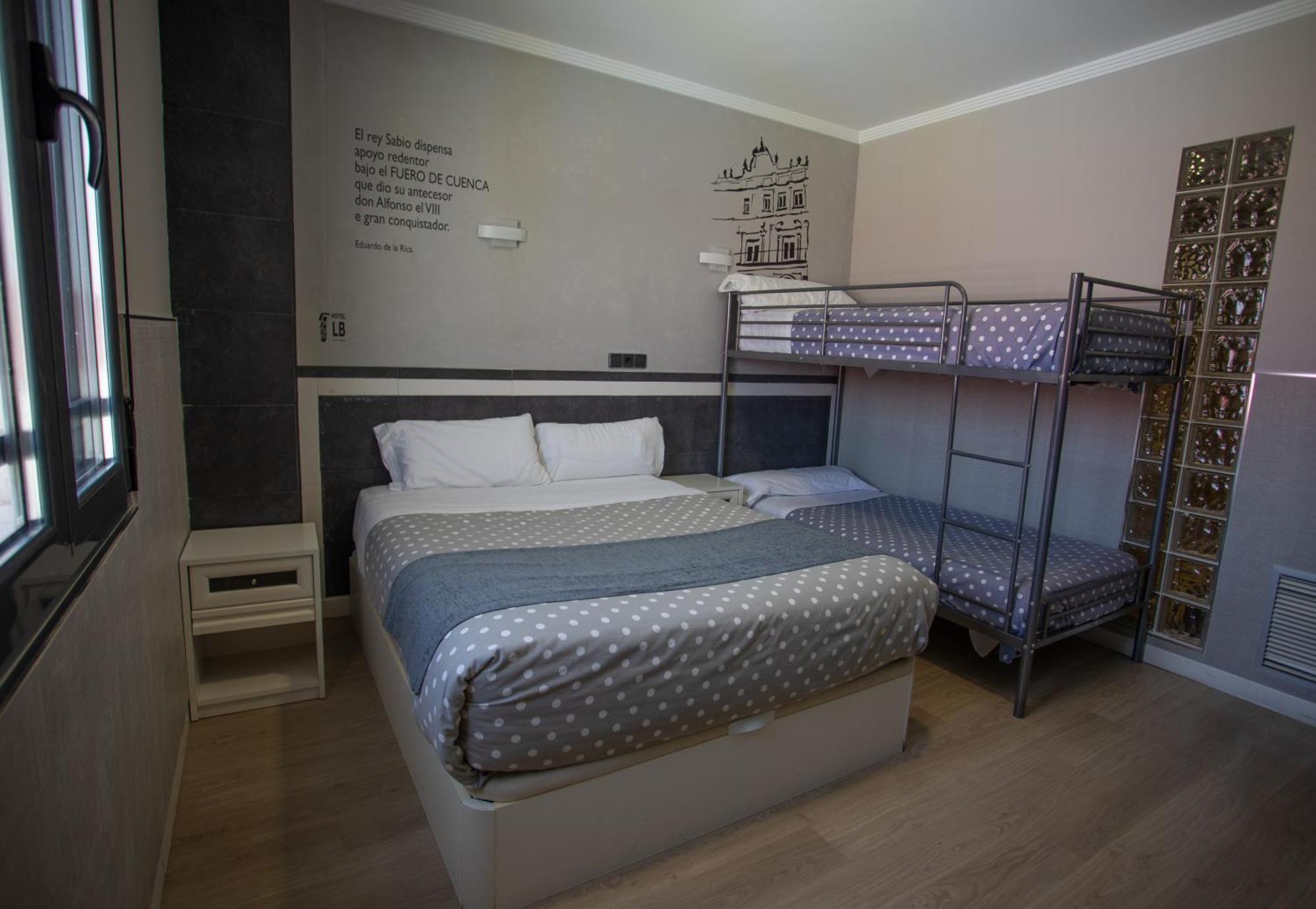 Hotel Lb Villa De Cuenca Cuenca  Ngoại thất bức ảnh