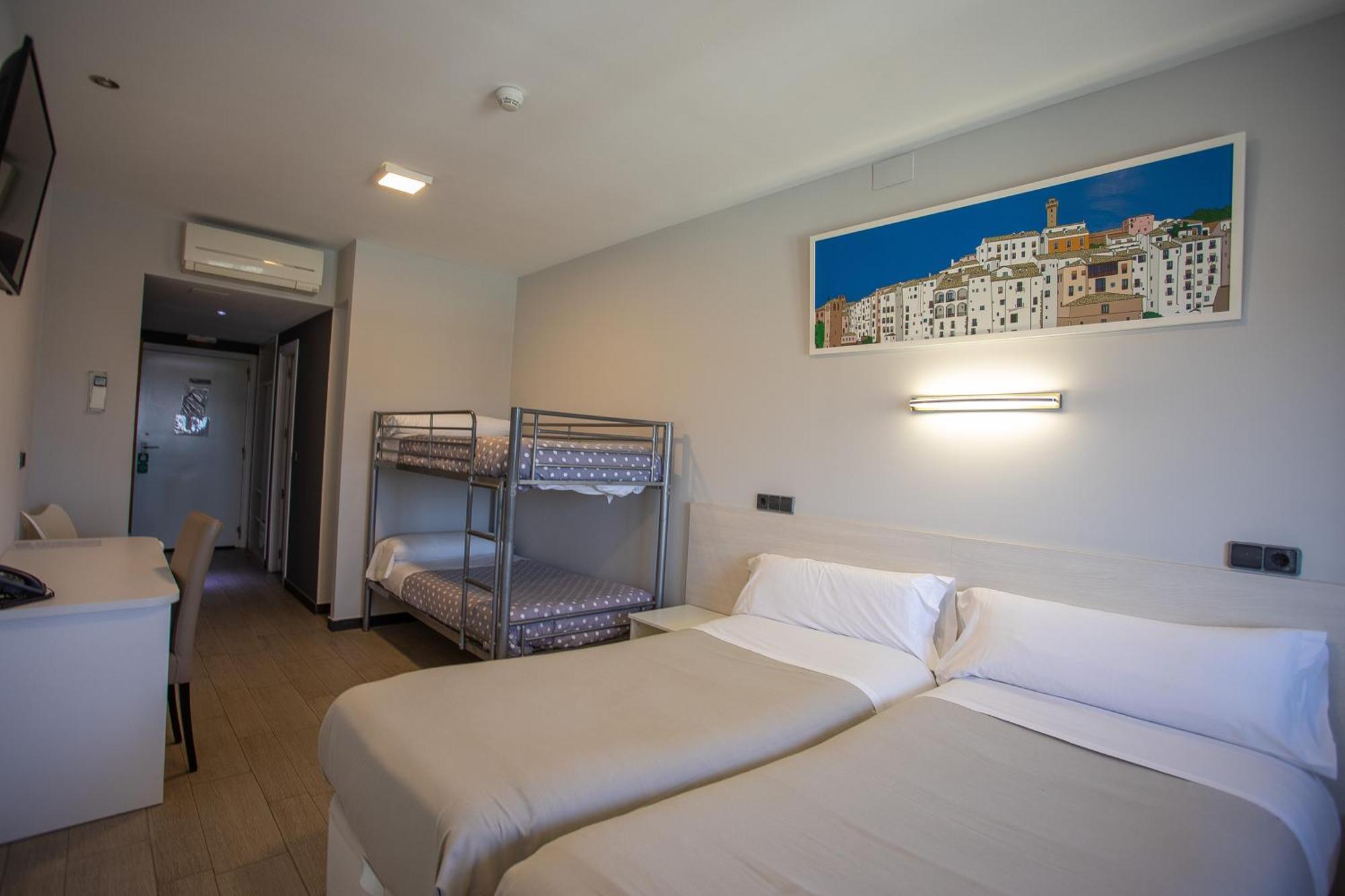 Hotel Lb Villa De Cuenca Cuenca  Ngoại thất bức ảnh