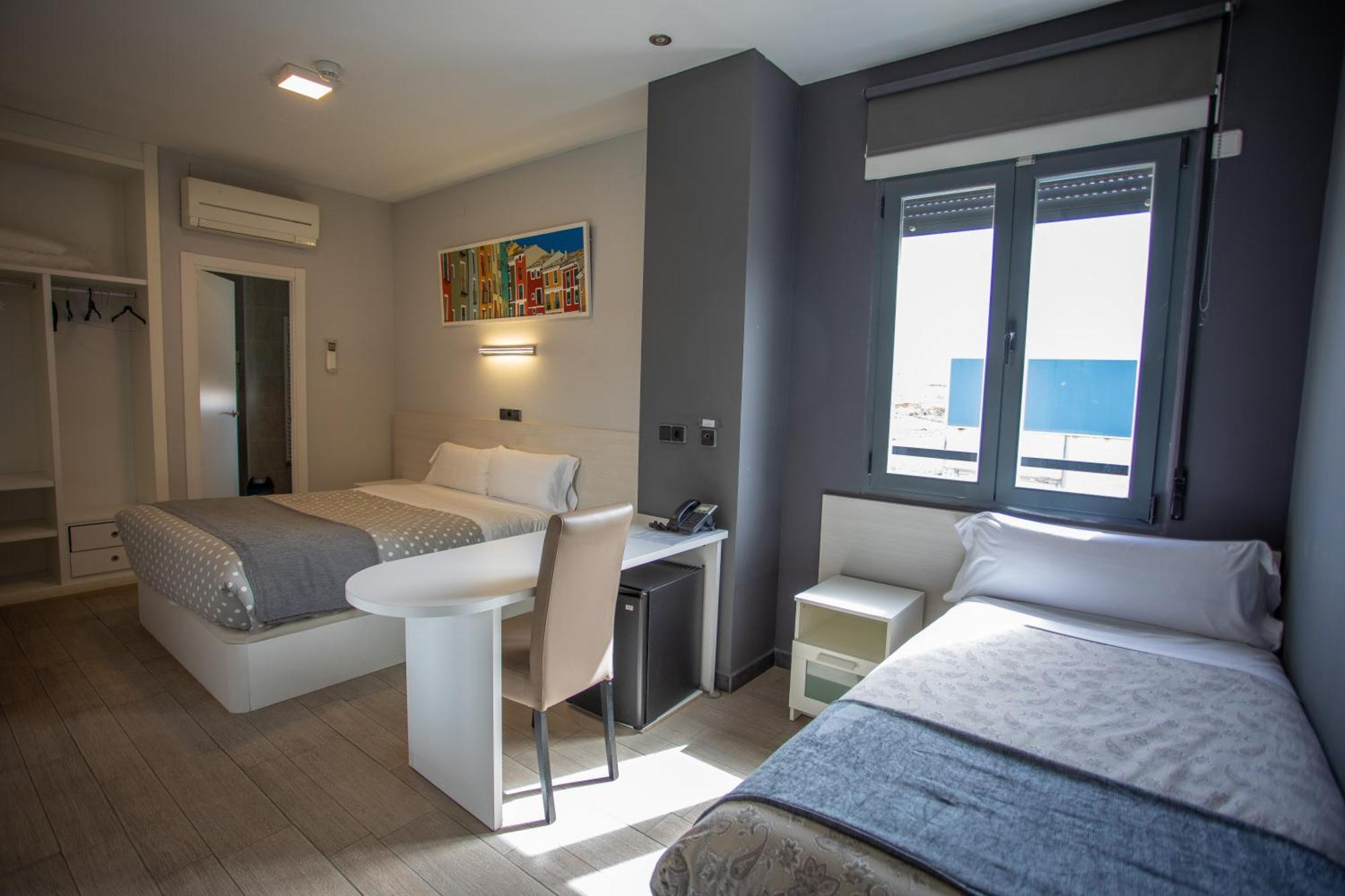 Hotel Lb Villa De Cuenca Cuenca  Ngoại thất bức ảnh